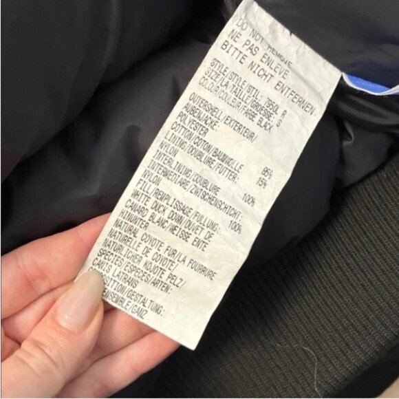 CANADA GOOSE CHILLIWACK BOMBER COAT WITH FUR TRIMMED HOOD - Picture 2 of 8